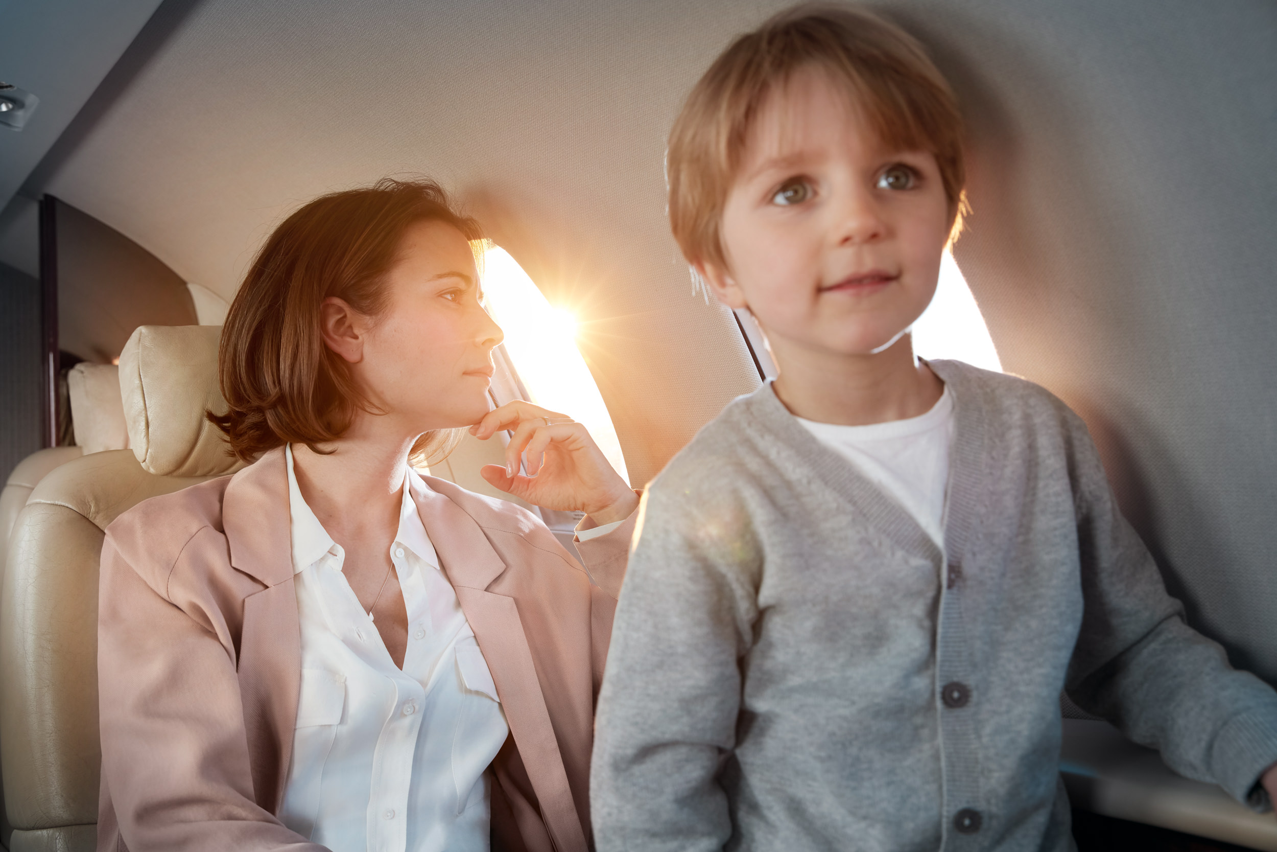 private airplane Cessna interior with passenger and child ©markus-esser